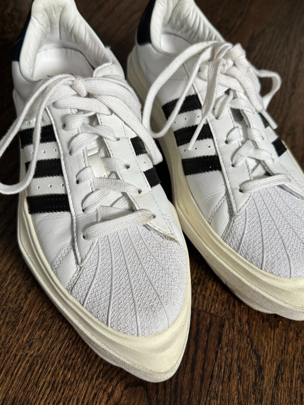 Adidas X Beyonce Collab Low Top Sneaker Size 9 Womens